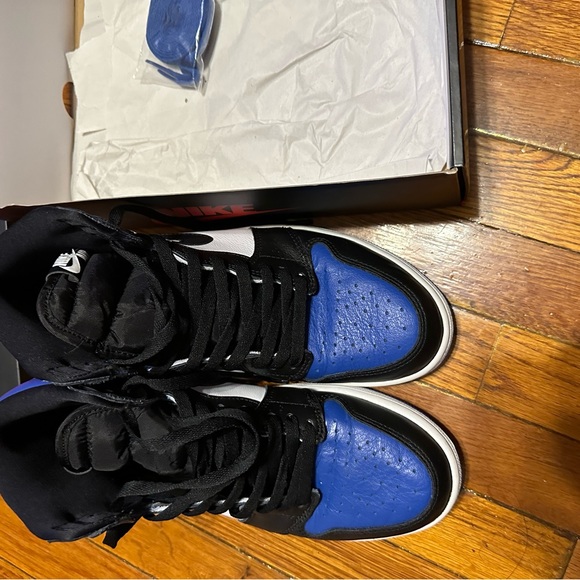 Royal toe jordan 1s - Picture 3 of 5